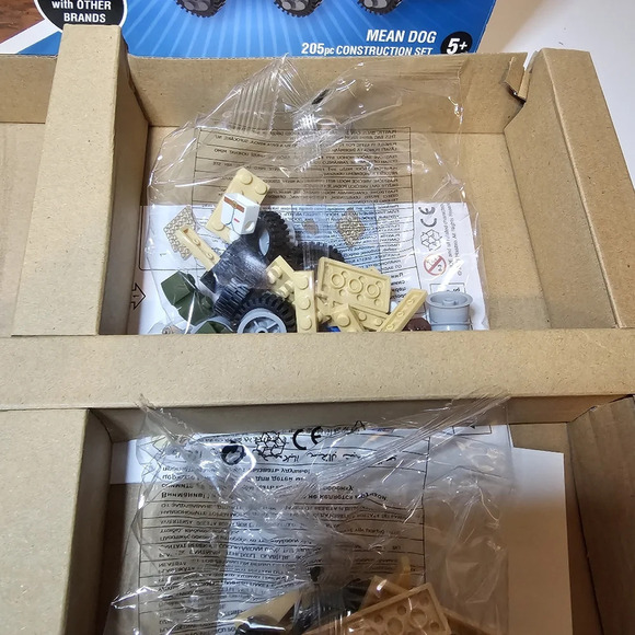 GI Joe Mean Dog Tank Construction Set Duke Hardball Wildcard Minifigure Open Box - Picture 7 of 9